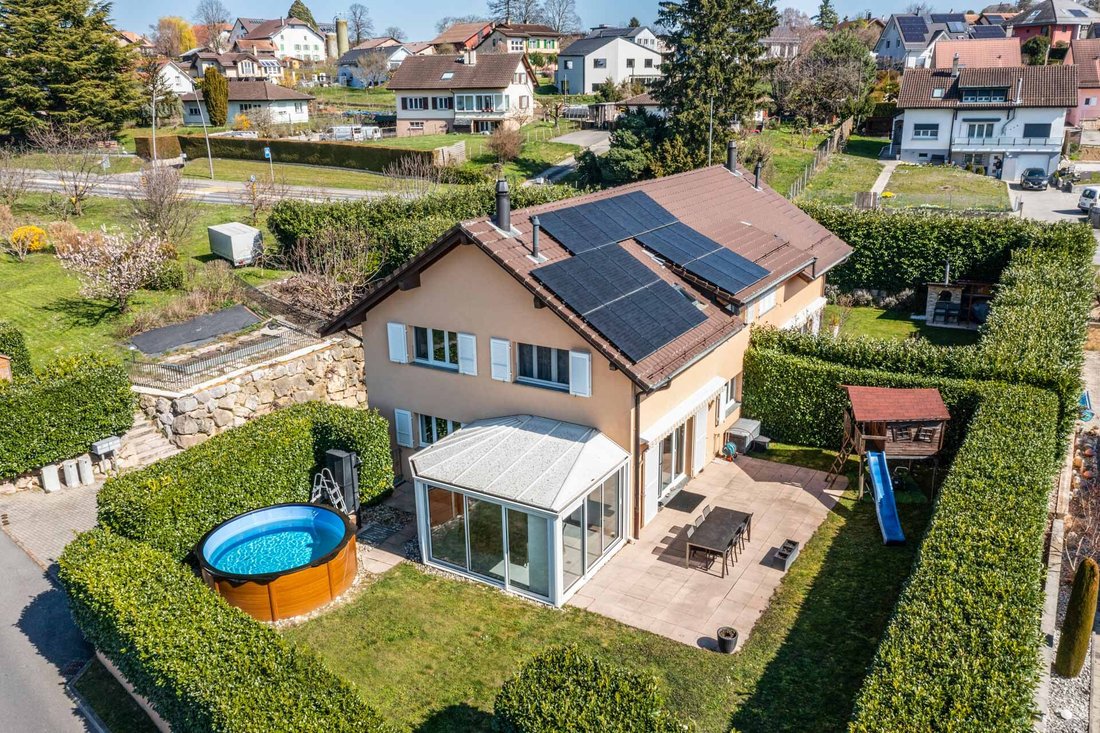 House in Penthaz, Vaud, Switzerland 1 - 18523581