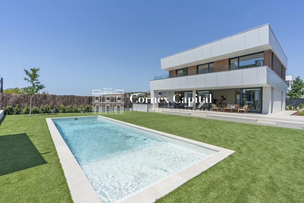 Villa a Sitges, Catalogna, Spagna 1 - 18523334