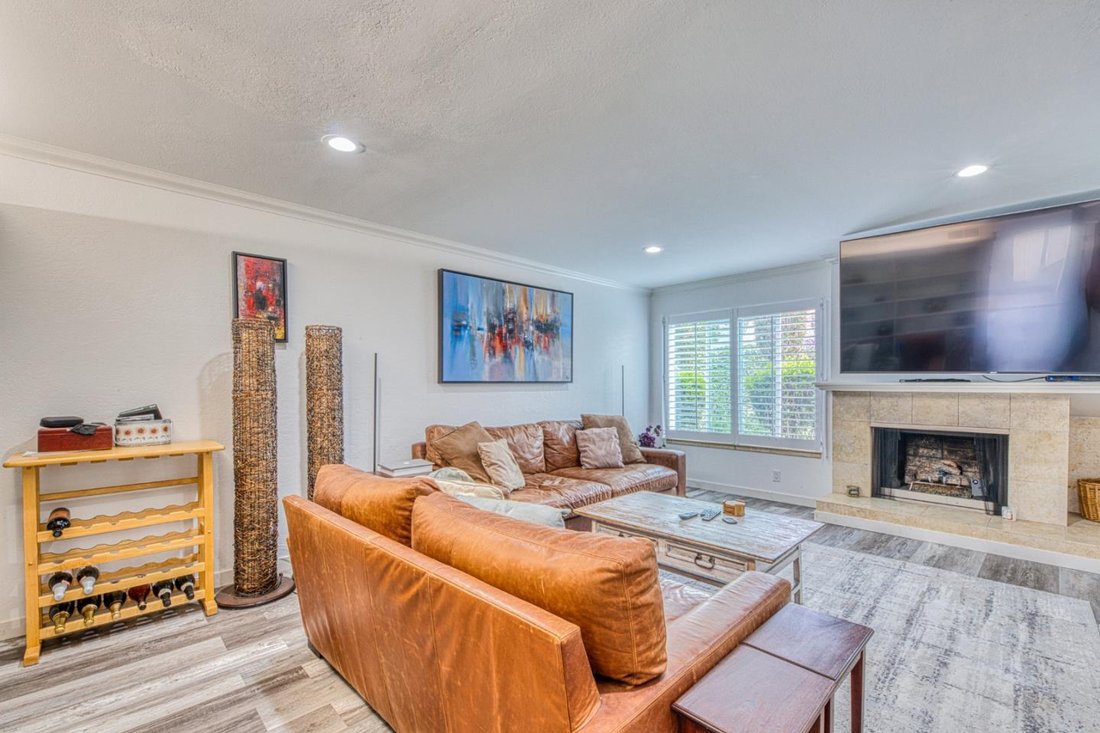 Condo in Pacific Grove, California, United States 3 - 18511744
