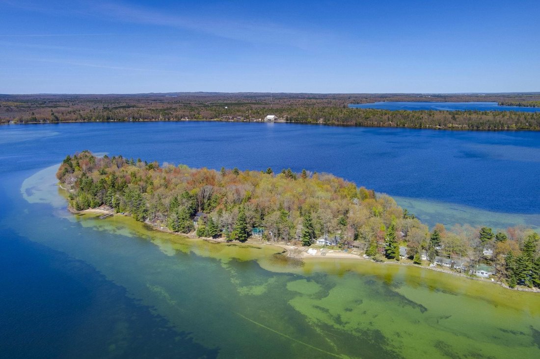 House in Interlochen, Michigan, United States 5 - 18524626