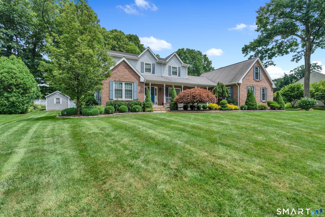 House in Southington, Connecticut, United States 3 - 18523781