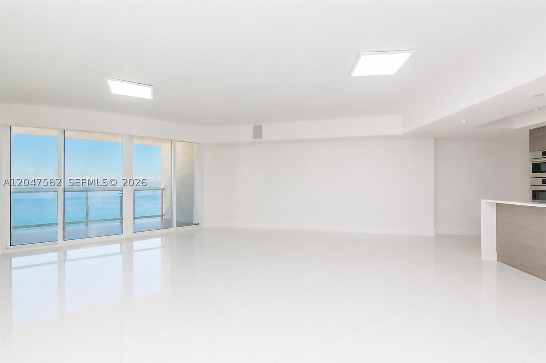 Condo in Golden Beach, Florida, United States 1 - 18332866