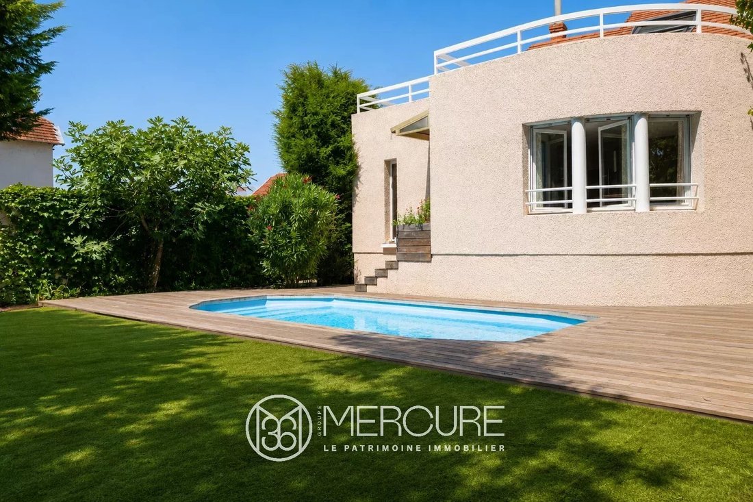 Townhouse in Montchat, Lyon 3e Arrondissement, Lyon 2 - 18524534