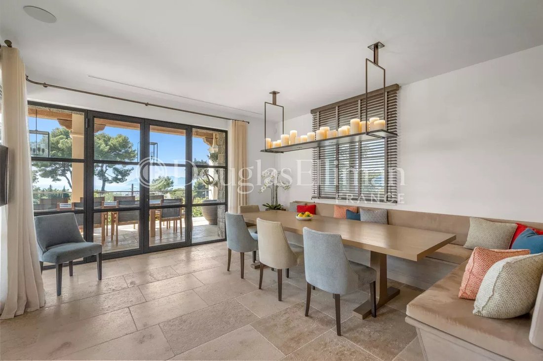Villa in Cannes, Provence-Alpes-Côte d'Azur, France 5 - 18524497