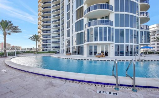 Eigentumswohnung in Golden Beach, Florida, Vereinigte Staaten 1