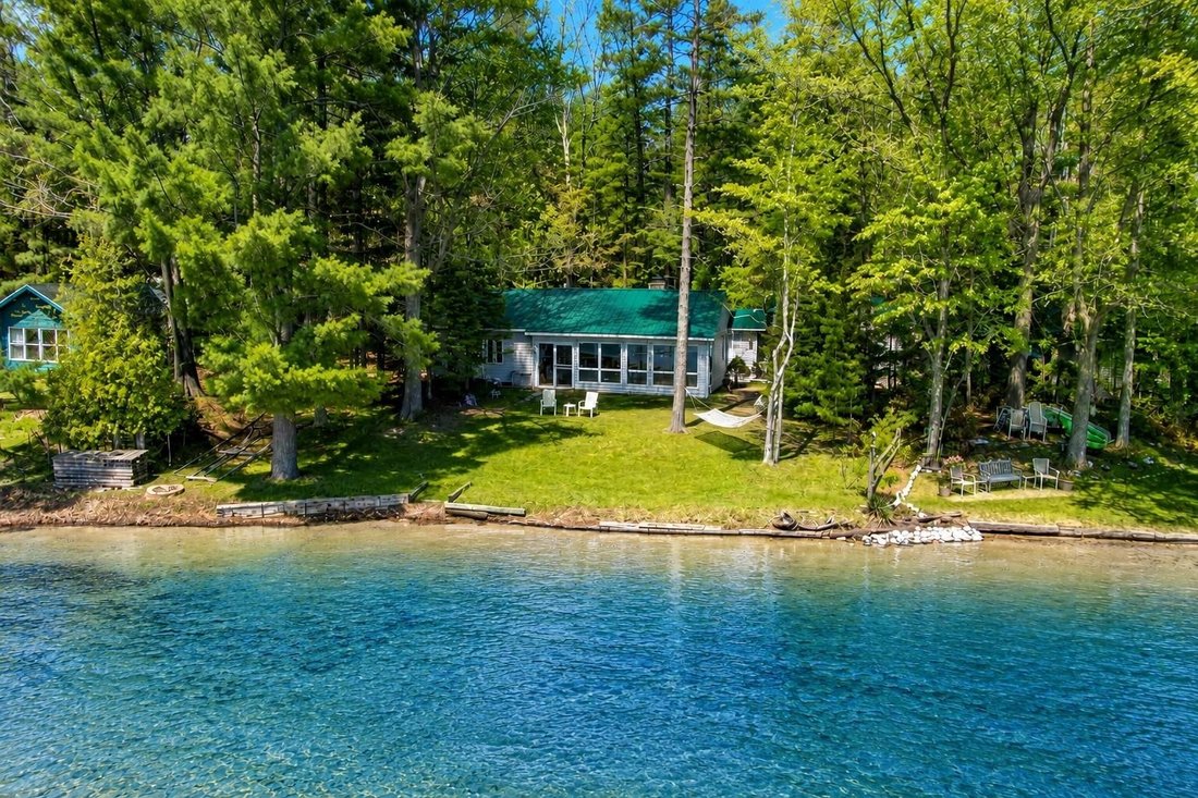 House in Interlochen, Michigan, United States 1 - 18524626