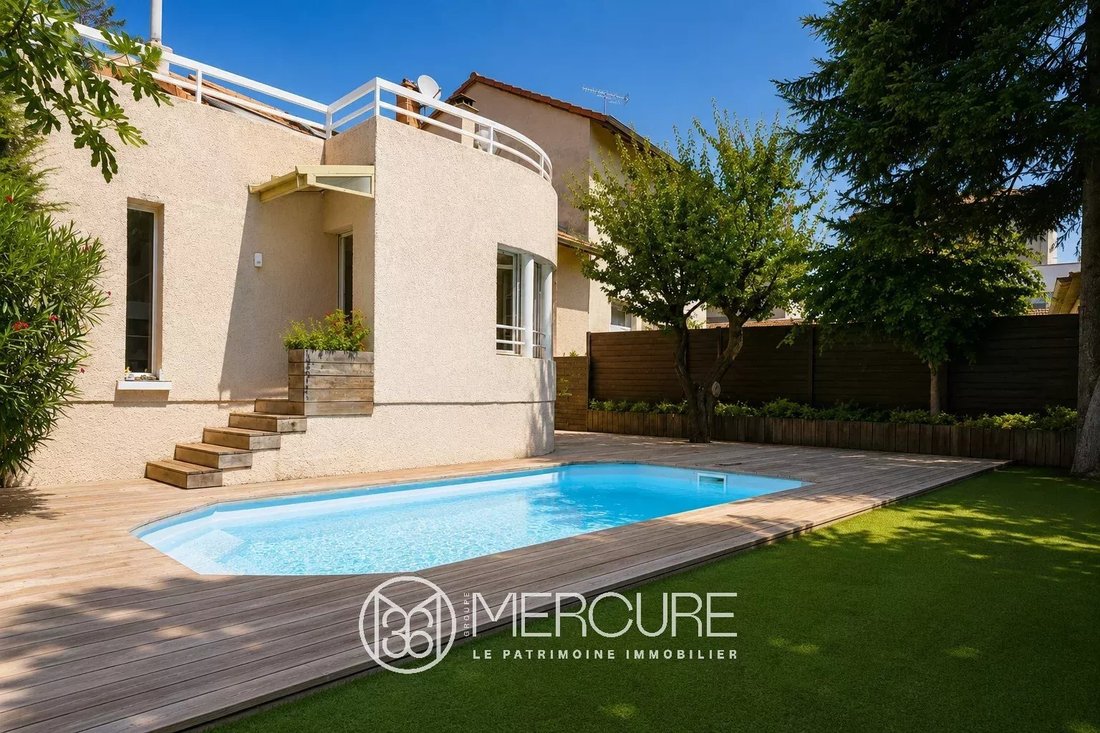 Townhouse in Montchat, Lyon 3e Arrondissement, Lyon 1 - 18524534