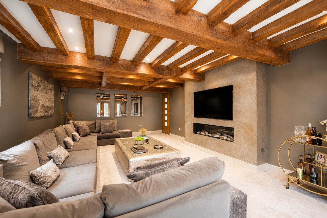 House in High Beech, Loughton, England 3 - 18524547