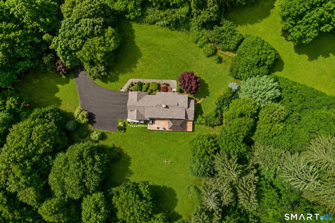 House in Brookfield, Connecticut, United States 2 - 18523845
