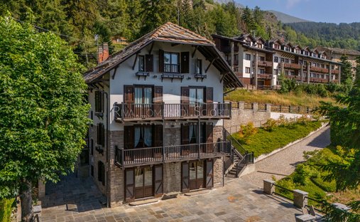 House in Usseaux, Piedmont, Italy 1