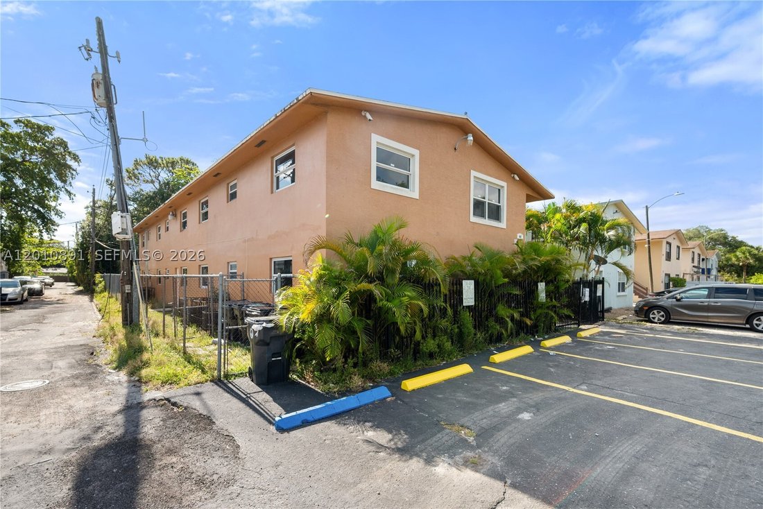 Fort Lauderdale, Florida, United States 3 - 18524711
