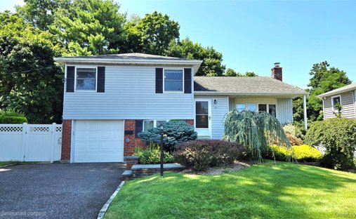 House in Syosset, New York, United States 1