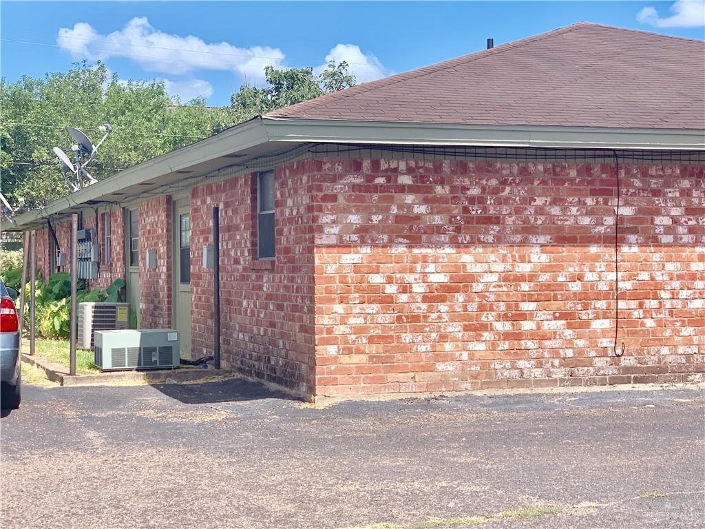 Edinburg, Texas, United States 4 - 18524026
