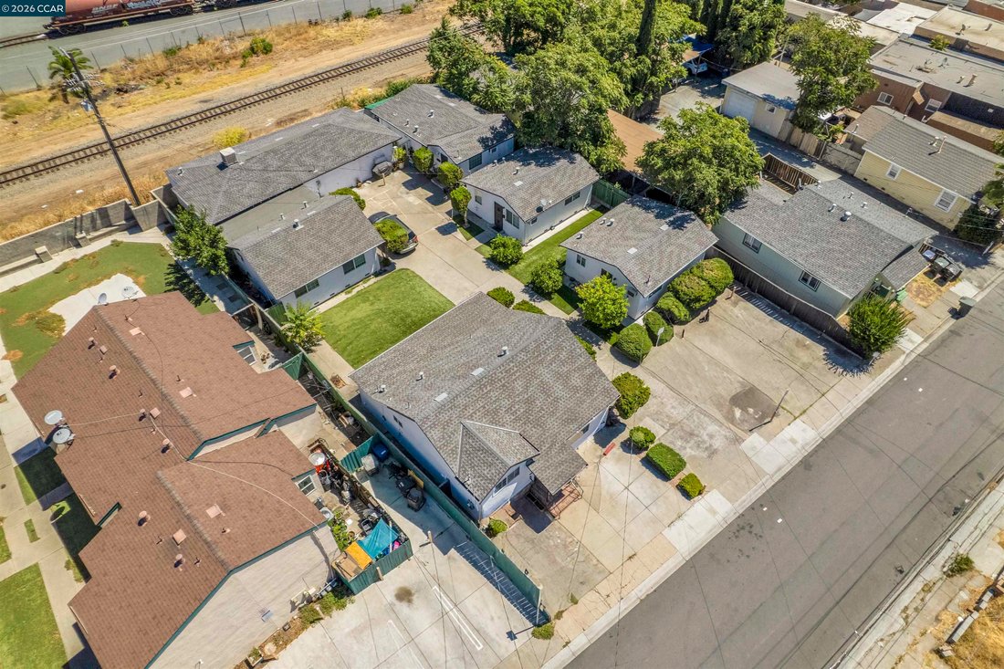 Pittsburg, California, United States 1 - 18524568
