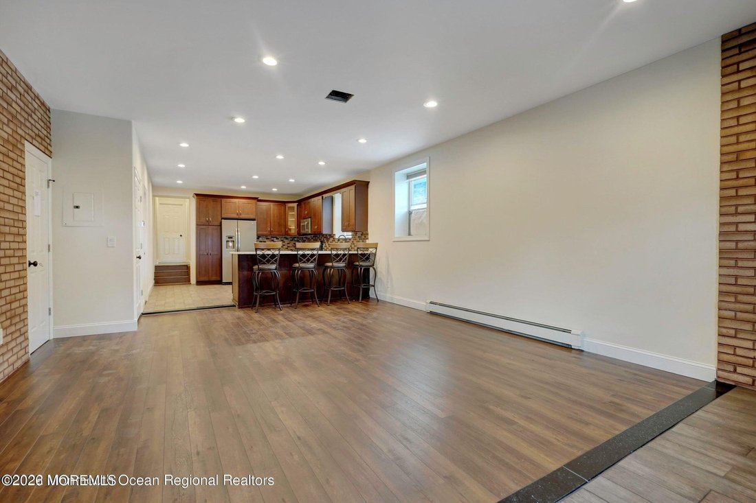 House in Linden, New Jersey, United States 3 - 18523932