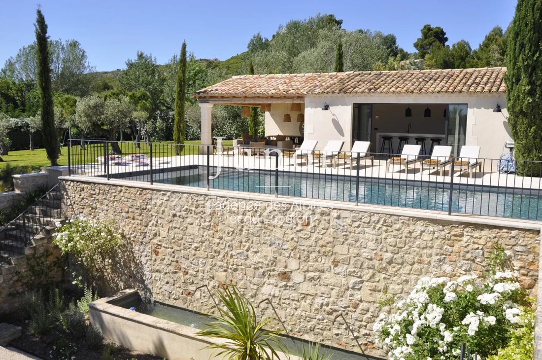 Country House in Maussane-les-Alpilles, Provence-Alpes-Côte d'Azur, France 2 - 13807376