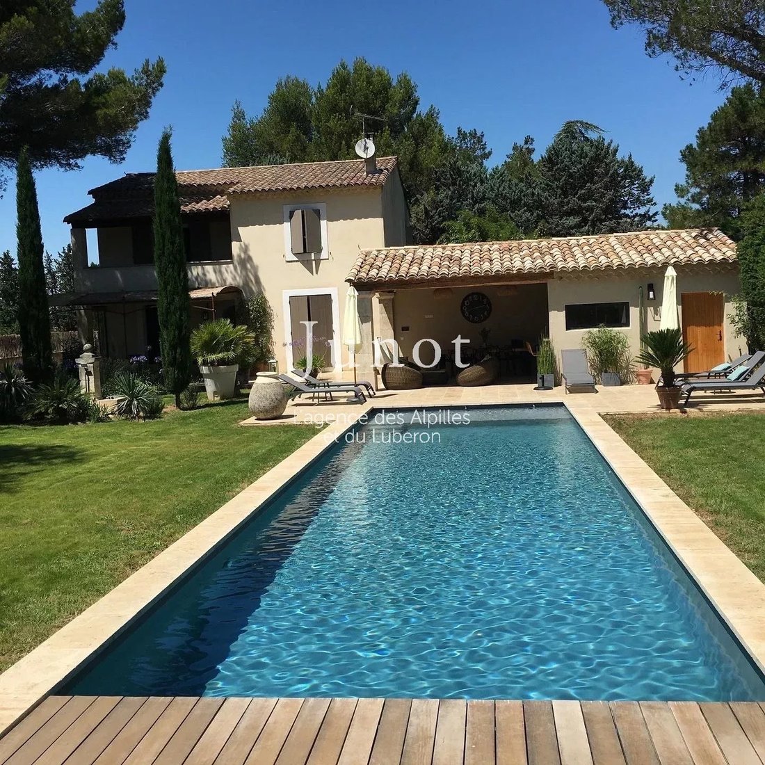 House in Eygalières, Provence-Alpes-Côte d'Azur, France 4 - 13686800