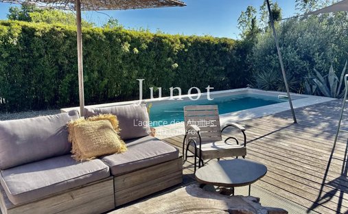 Villa in Saint-Rémy-de-Provence, Provence-Alpes-Côte d'Azur, France 1
