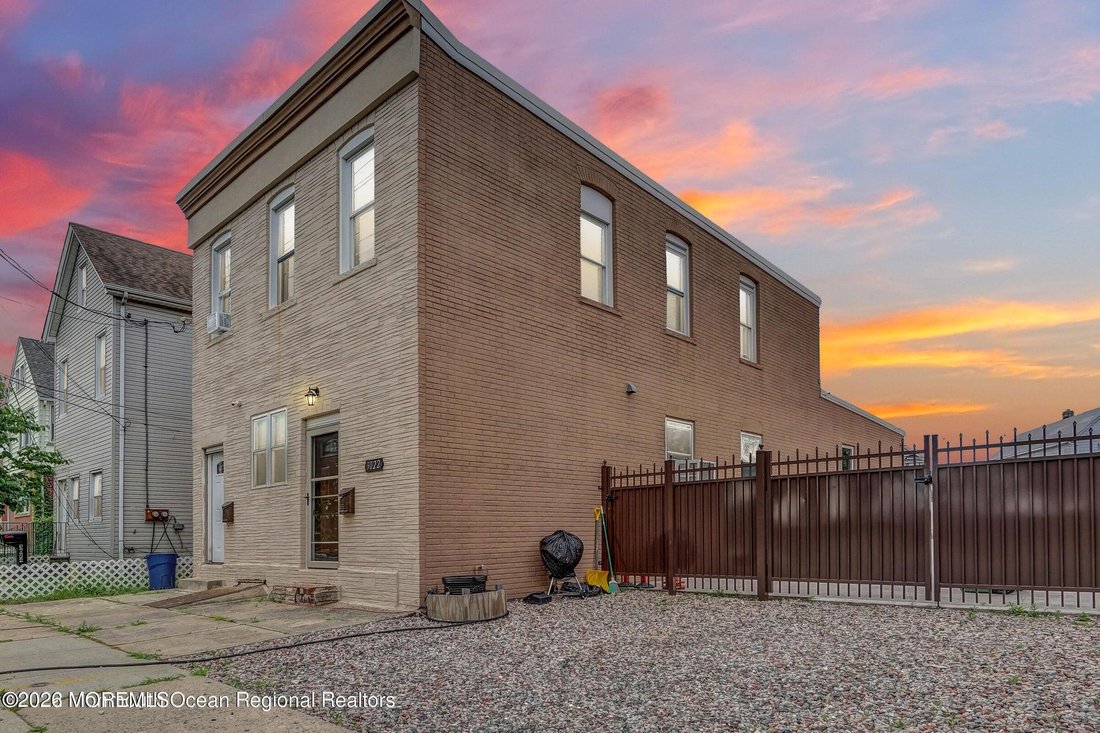 House in Linden, New Jersey, United States 1 - 18523932