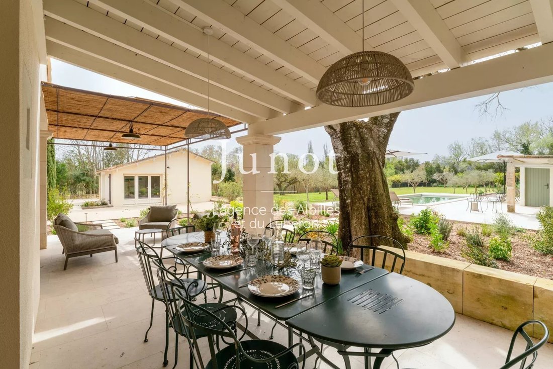 Country House in Paradou, Provence-Alpes-Côte d'Azur, France 4 - 15573981