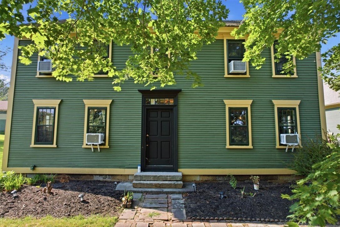 House in Cranston, Rhode Island, United States 5 - 18524088