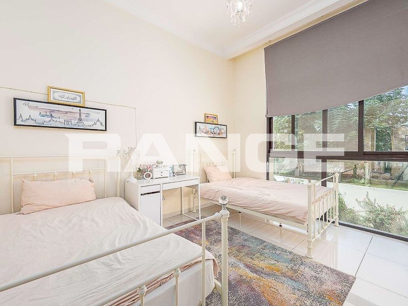 Townhouse in Damac Hills, Dubai, United Arab Emirates 5 - 18524639