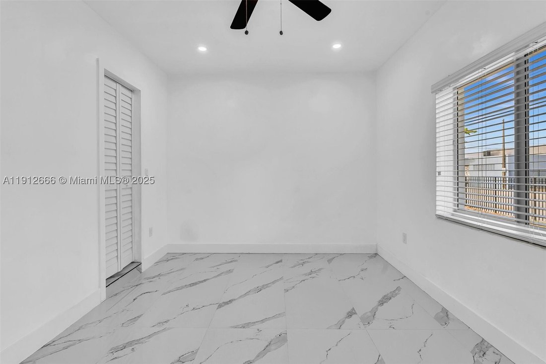 House in Miami, Florida, United States 5 - 16640498