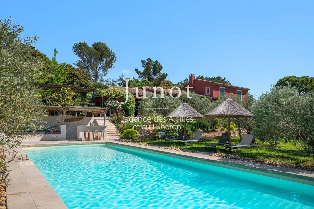 Country House in Saint-Rémy-de-Provence, Provence-Alpes-Côte d'Azur, France 3 - 15652964