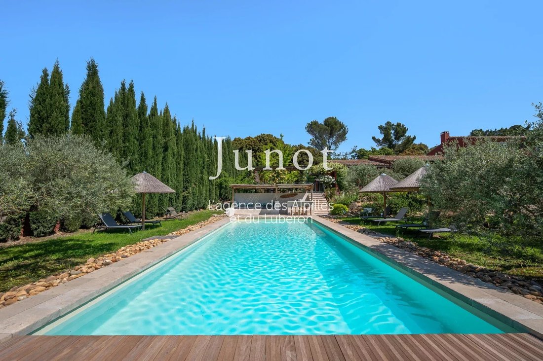 Country House in Saint-Rémy-de-Provence, Provence-Alpes-Côte d'Azur, France 5 - 15652964
