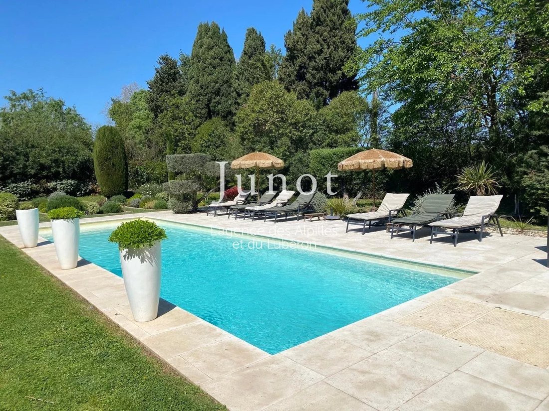 Country House in Saint-Rémy-de-Provence, Provence-Alpes-Côte d'Azur, France 5 - 15301720