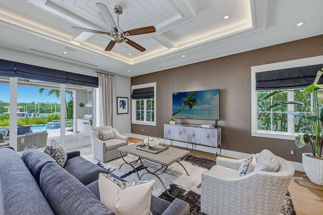House in Naples, Florida, United States 3 - 18524486