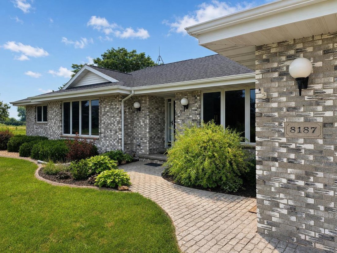 House in Neenah, Wisconsin, United States 1 - 18455476