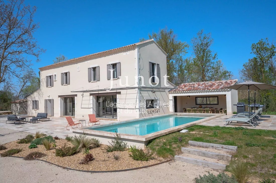 Country House in Maussane-les-Alpilles, Provence-Alpes-Côte d'Azur, France 4 - 15619046