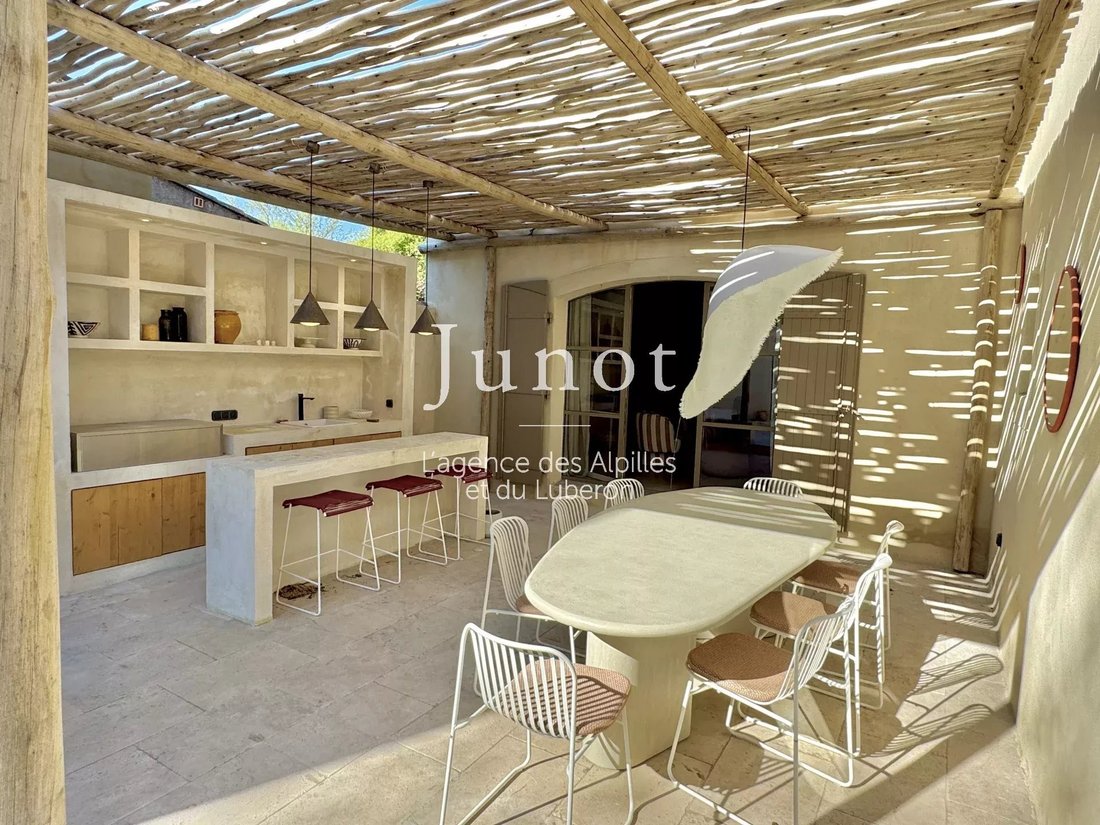Villa in Saint-Rémy-de-Provence, Provence-Alpes-Côte d'Azur, France 4 - 15425405