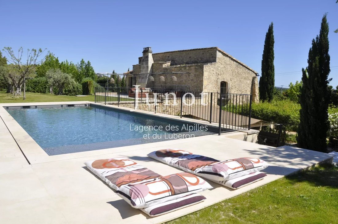 Country House in Maussane-les-Alpilles, Provence-Alpes-Côte d'Azur, France 4 - 13807376