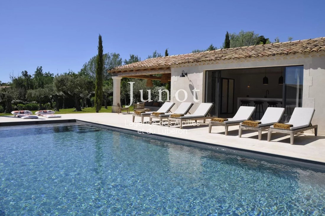 Country House in Maussane-les-Alpilles, Provence-Alpes-Côte d'Azur, France 1 - 13807376