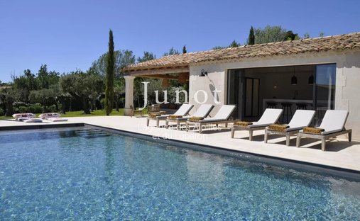 Country House in Maussane-les-Alpilles, Provence-Alpes-Côte d'Azur, France 1