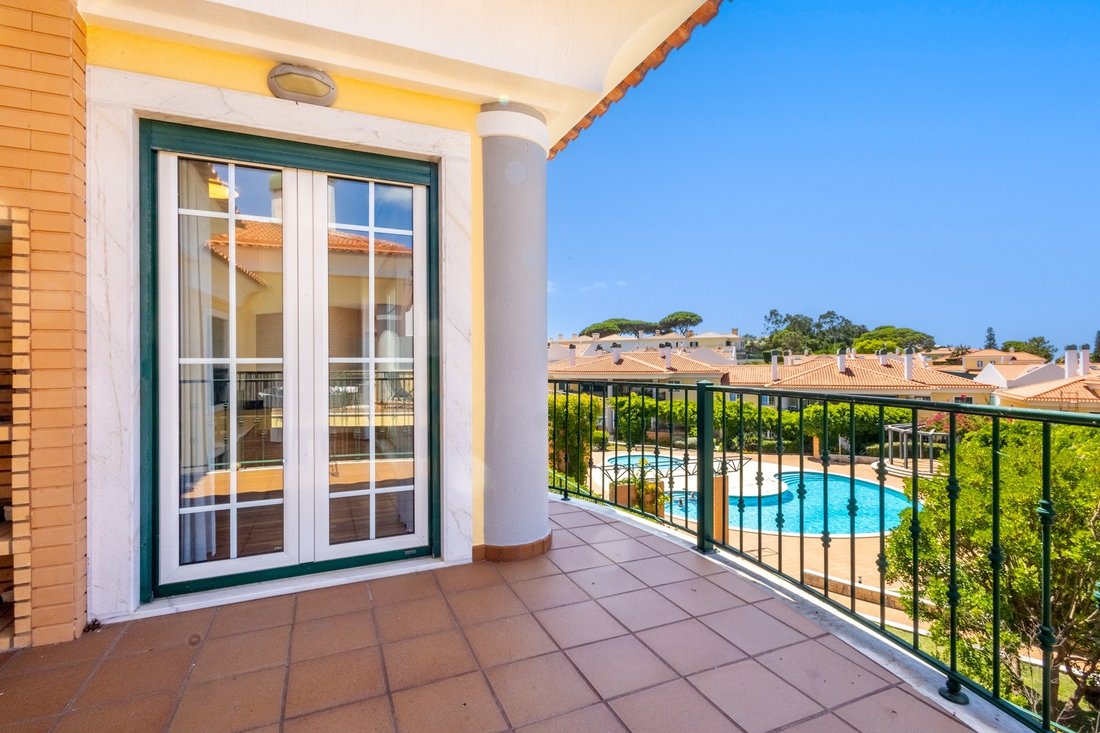 Apartment in Estoril, Cascais e Estoril, Lisbon 4 - 18524291