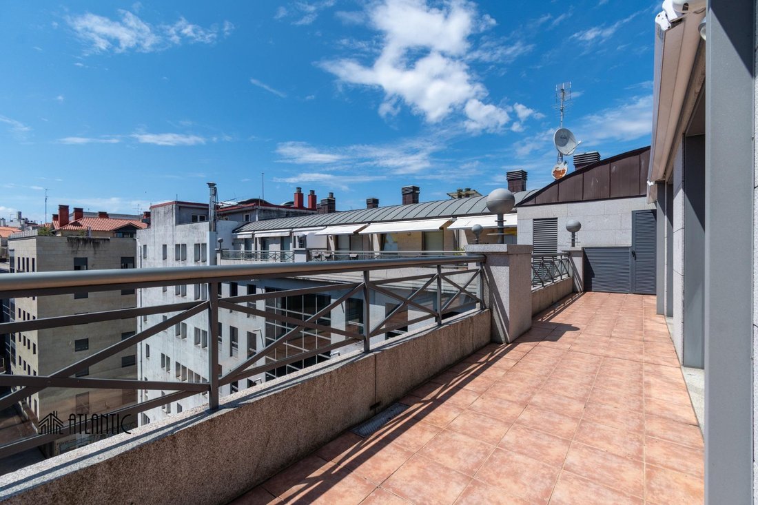 Penthouse in Vigo (District), Vigo, Spain 1 - 18524569