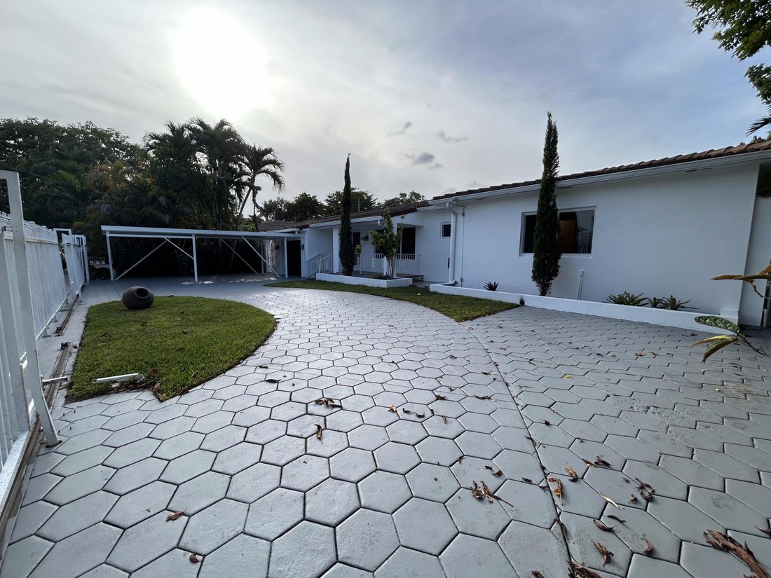 House in Miami, Florida, United States 4 - 18419470