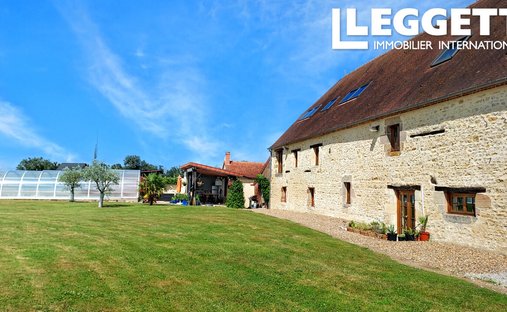 House in Lurcy-Levis, Auvergne-Rhône-Alpes, France 1