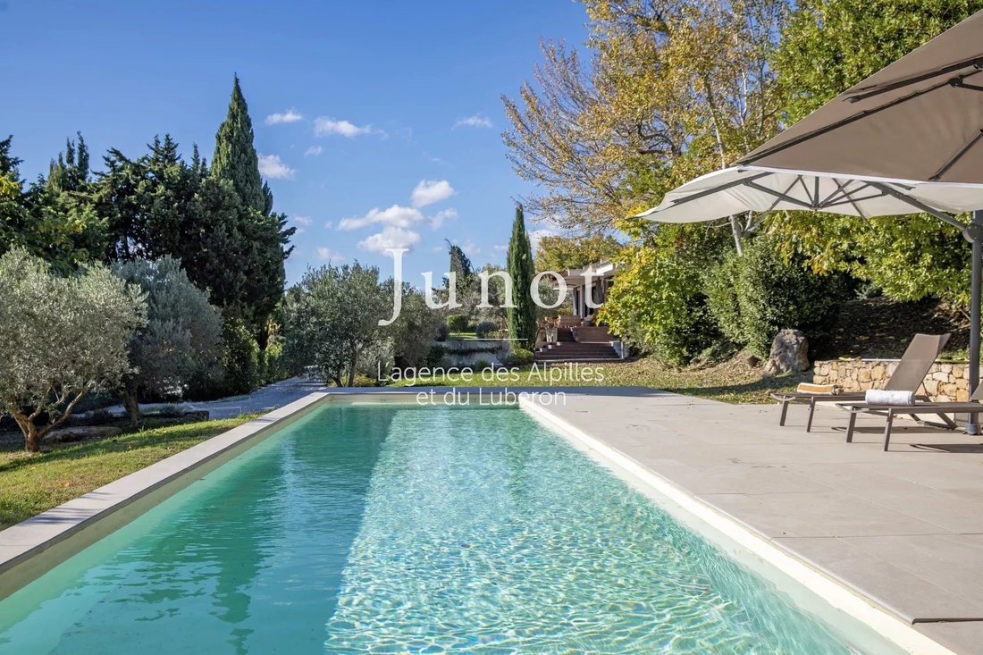 House in Maussane-les-Alpilles, Provence-Alpes-Côte d'Azur, France 1 - 13689068