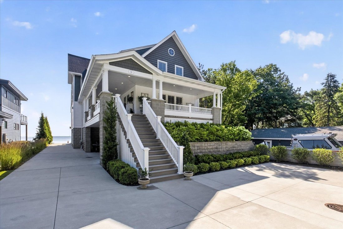 House in Bay City, Michigan, United States 3 - 18524636