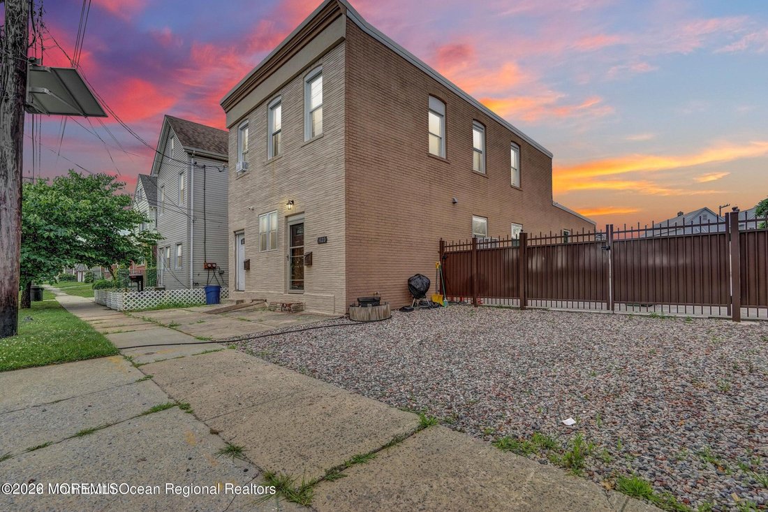 House in Linden, New Jersey, United States 2 - 18523932