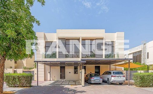 Townhouse in Damac Hills, Dubai, United Arab Emirates 1
