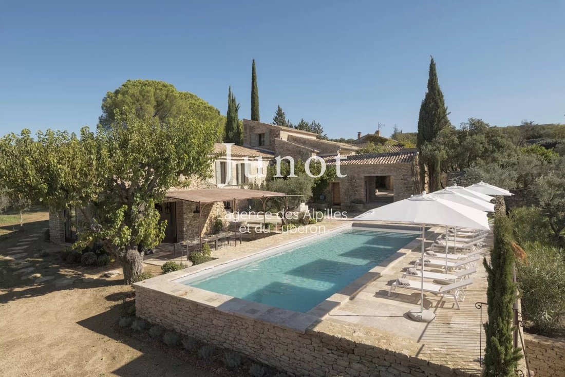 Country House in Gordes, Provence-Alpes-Côte d'Azur, France 1 - 14895712