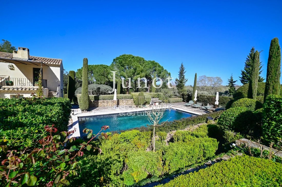 Country House in Saint-Rémy-de-Provence, Provence-Alpes-Côte d'Azur, France 1 - 13686778