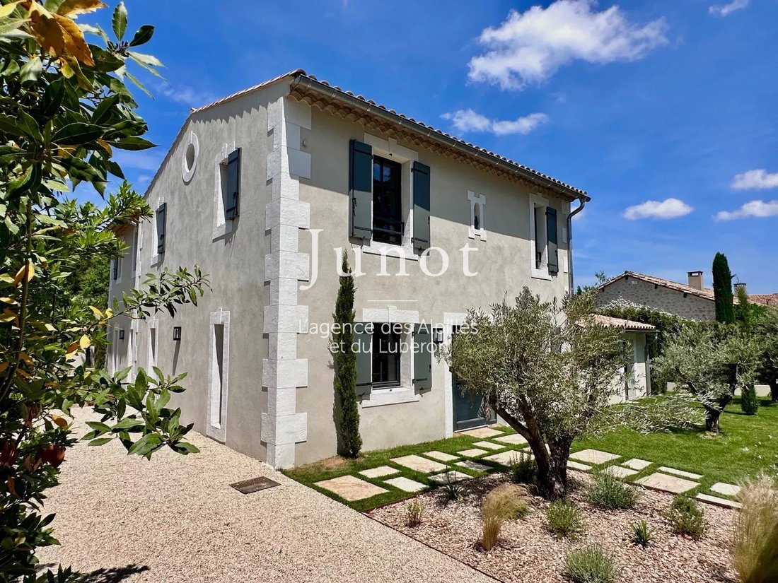 Villa in Eygalières, Provence-Alpes-Côte d'Azur, France 5 - 15936414