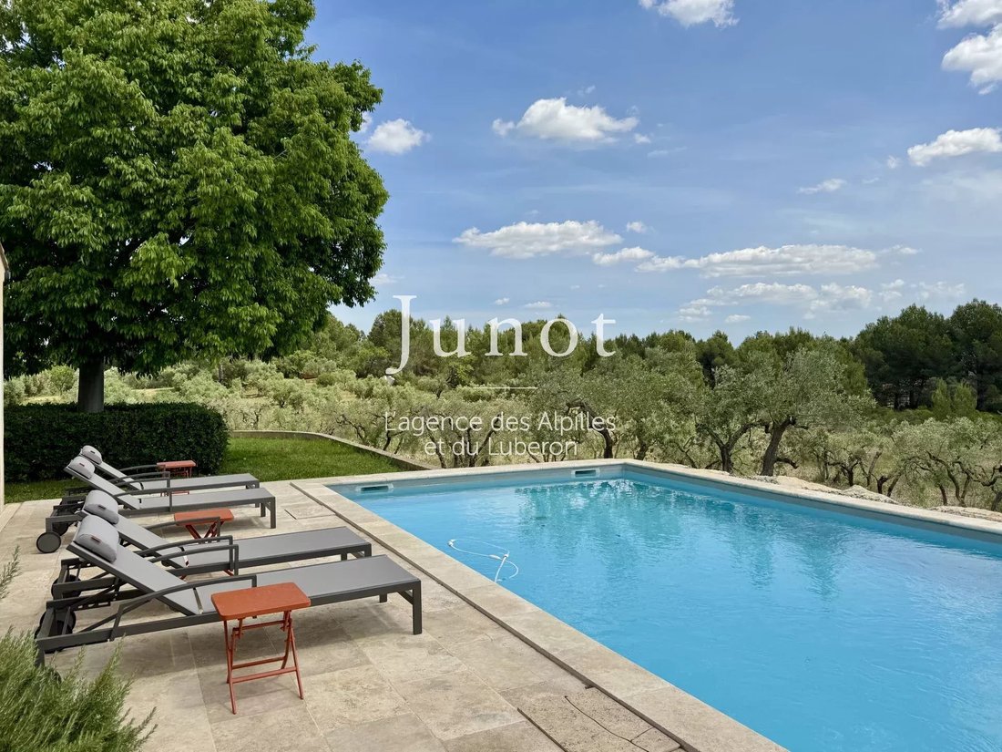 Country House in Maussane-les-Alpilles, Provence-Alpes-Côte d'Azur, France 2 - 15689224