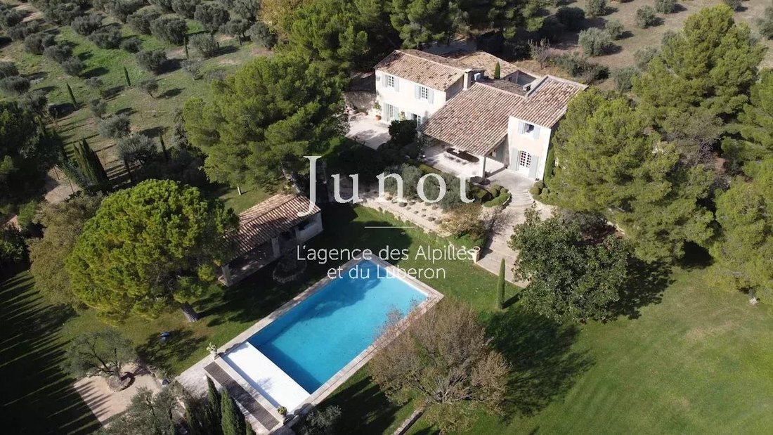 Country House in Maussane-les-Alpilles, Provence-Alpes-Côte d'Azur, France 1 - 15026858